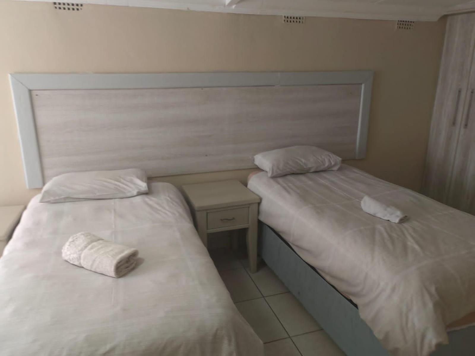 Sibahlenomhlambi Guesthouse Springs  Extérieur photo