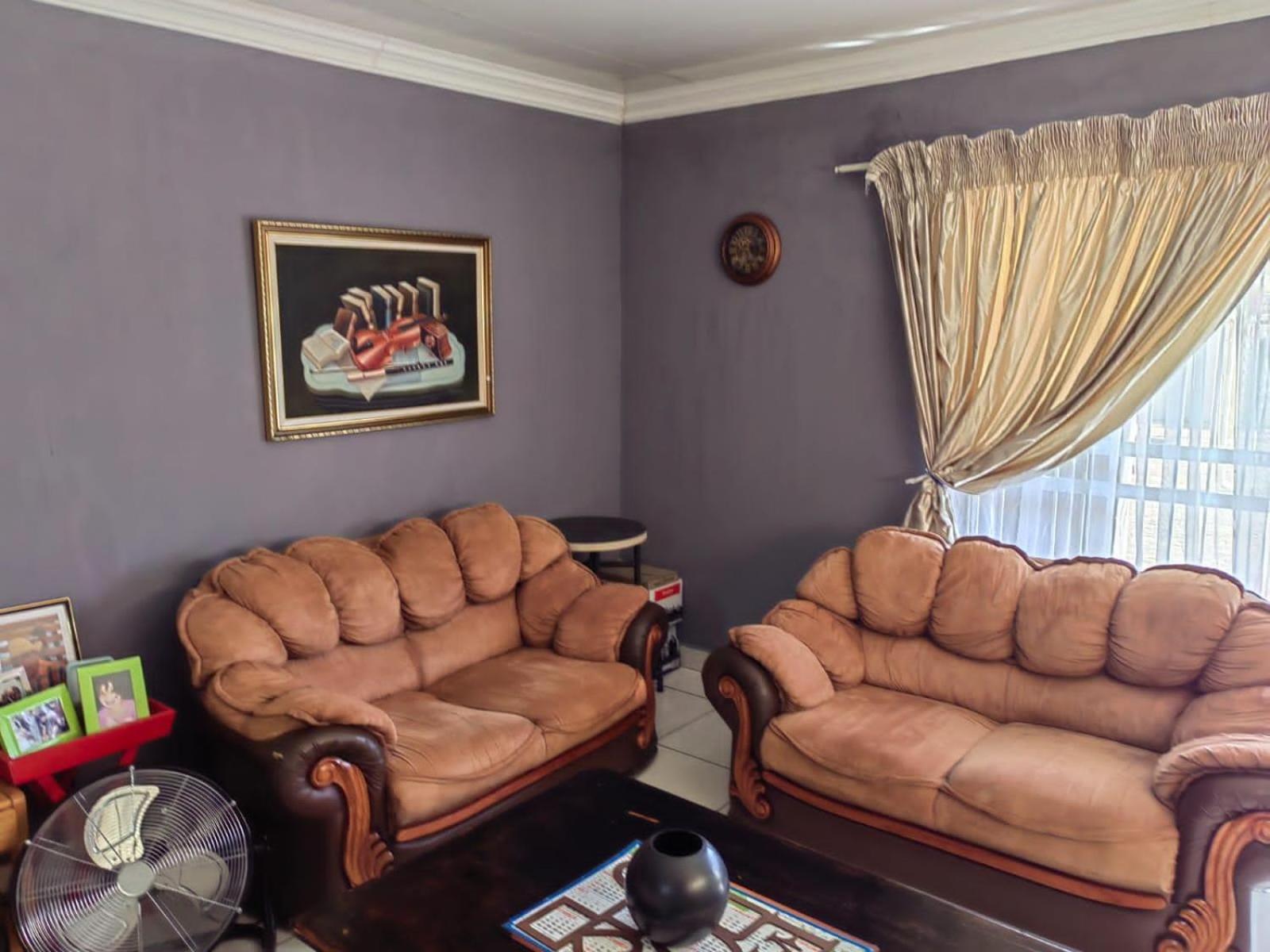 Sibahlenomhlambi Guesthouse Springs  Chambre photo