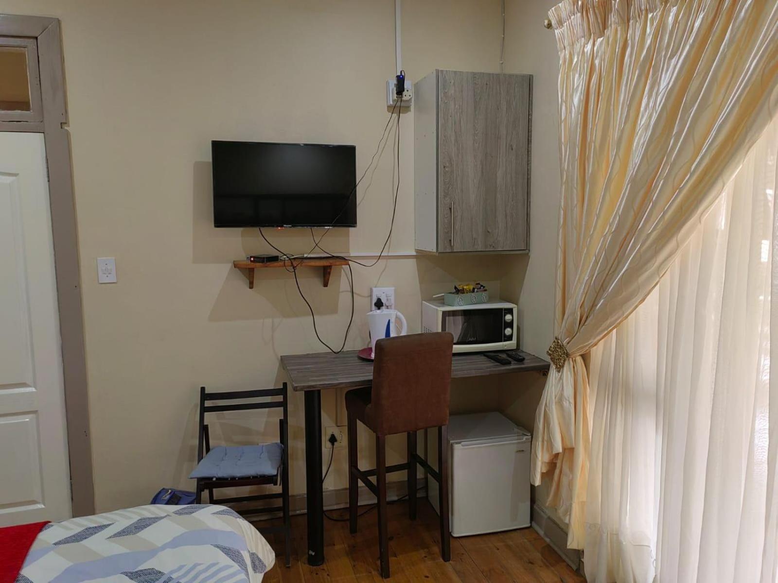 Sibahlenomhlambi Guesthouse Springs  Chambre photo