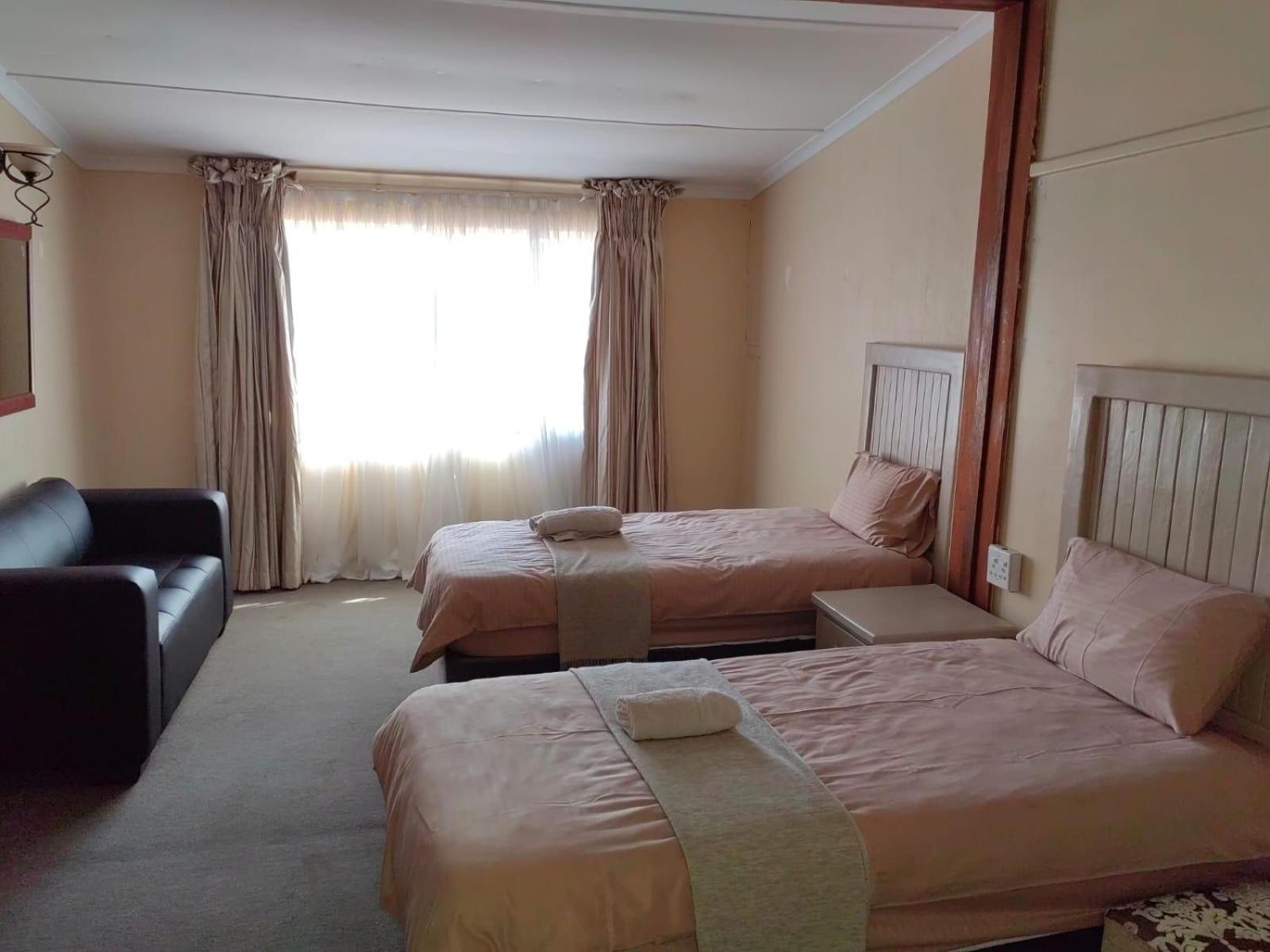 Sibahlenomhlambi Guesthouse Springs  Chambre photo
