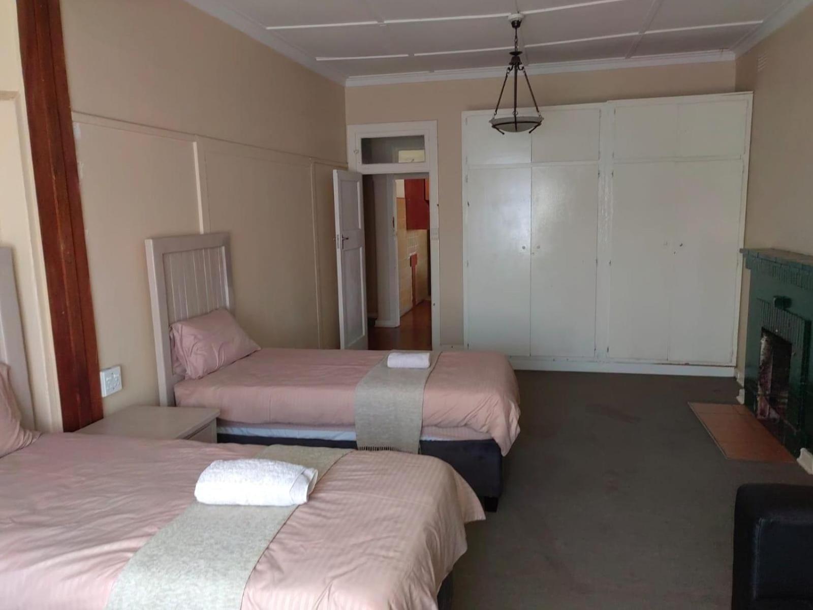 Sibahlenomhlambi Guesthouse Springs  Chambre photo